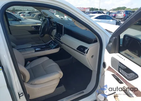 2021 Lincoln Navigator Reserve z USA, uszkodzony, nr VIN 5LMJJ2LT4MEL20880